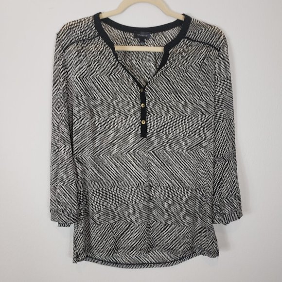 *10/$10* The Limited Black and White Blouse - Picture 1 of 4